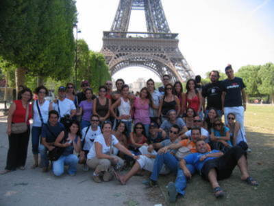 Los jóvenes de Gines conocieron París 