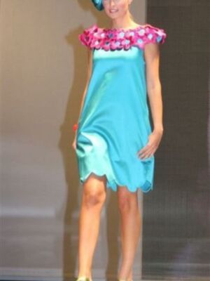 Agatha Ruiz de la Prada recibe en Sevilla un premio por su dedicación a la moda