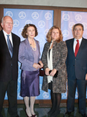 Miguel Poveda realiza un concierto a beneficio de Andex