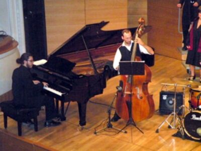 Musical góspel del coro de la Universidad de Sevilla, en Cajasol