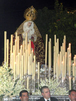 La Fe Mariana de todo un pueblo con su Patrona la virgen de los Dolores de Rinconada (Sevilla)