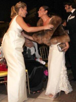 Fiesta de gala y mascaras en los Reales Alcázares de Sevilla  