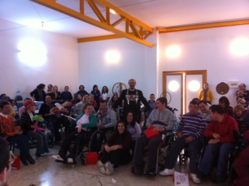 La fundación abracadabra llena Sevilla de magia e ilusión con los talleres para gente mágica, 	patrocinados por la fundación MAPFRE 