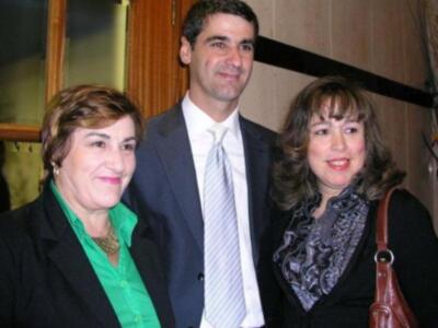Jesulín de Ubrique, improvisado y risueño fotógrafo, homenajeado en Coria (Cáceres) por los mayorales y trabajadores del campo bravo