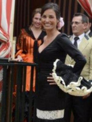 Numerosos personajes conocidos en Feria de Sevilla 2012