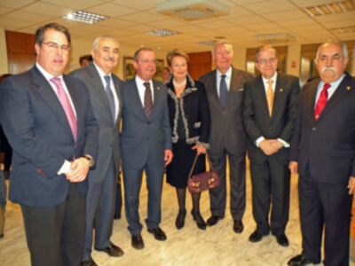 El cartel de la Semana Santa sevillana 2013 atrapado en una pintura