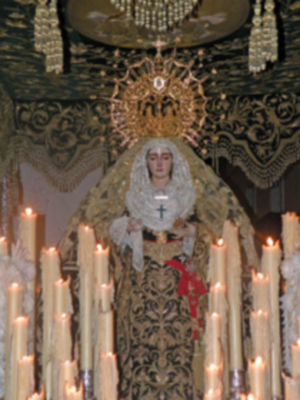 Esplendor de Jueves Santo en la Hermandad de la Vera-cruz de Alcalá del Río