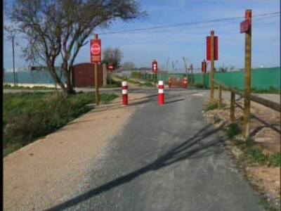 Las sanciones por deteriorar o circular con vehículos a motor por la Vía Verde de Chipiona pueden ascender a 3.000 euros 