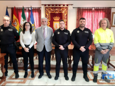 Dos nuevos agentes de Policía Local han tomado hoy posesión de su cargo en el Ayuntamiento de Chipiona 