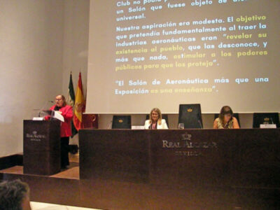  Del Alcázar al cielo, Sevilla celebra el legado de los grandes vuelos de la aviación española.