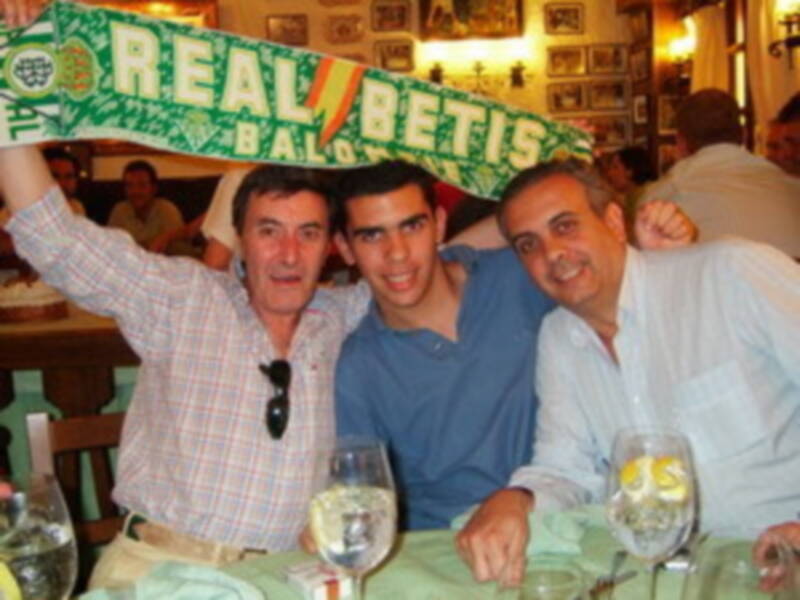 Curro Romero y Pepe Saez con el Betis que gano 2-1 su segunda Copa del Rey