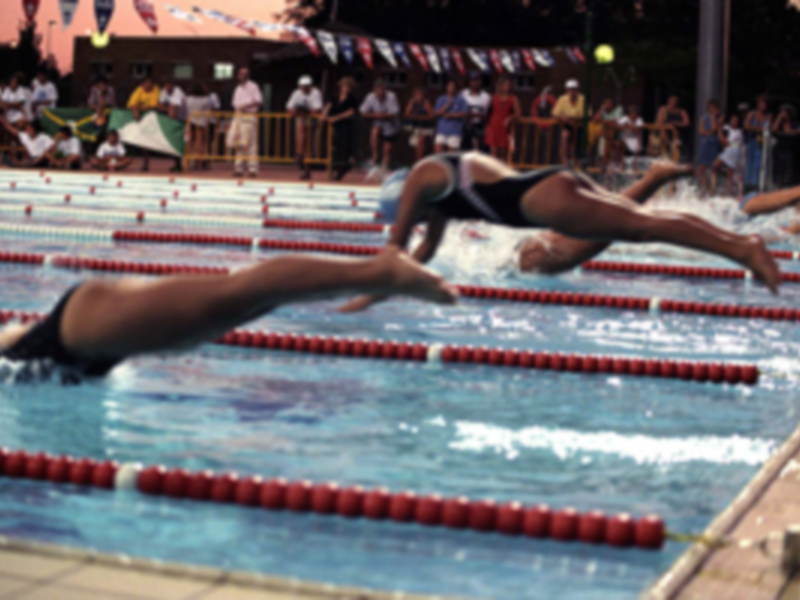 Mairena del Aljarafe acoge el Campeonato provincial de natación 2004-05
