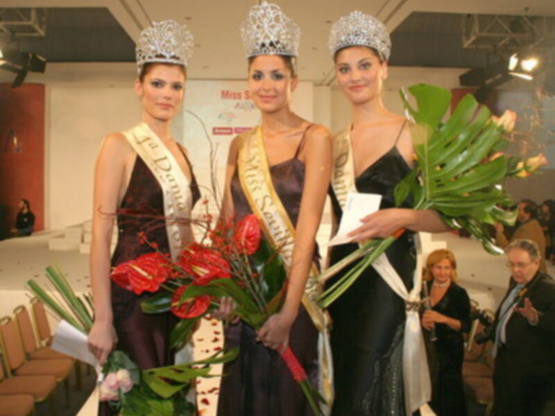 Maria Garrido, 22 años, de Tomares, nueva Miss Sevilla 2005, en el Hotel Alcora