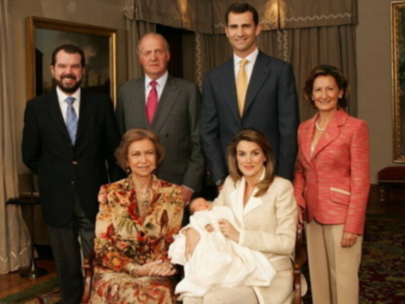 Bautizada la Infanta doña Leonor