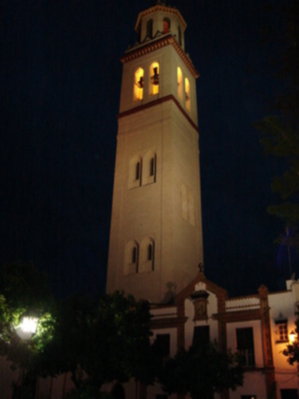 Inversión de 32.000 euros para la iluminación exterior la torre y el conjunto de la Iglesia de la Asunción y la Biblioteca Públi