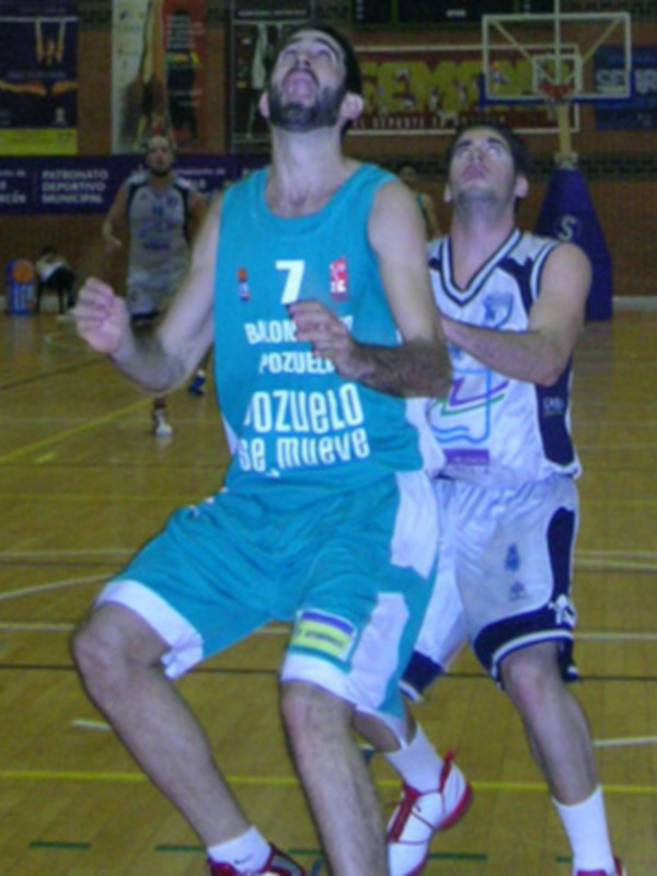 Darío Quesada medita traspasar en breve el baloncesto por periodismo