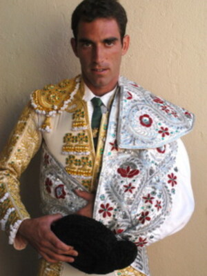 Salvador Cortes triunfador de la Feria de Sevilla , premio El Corte Ingles y Maestranza