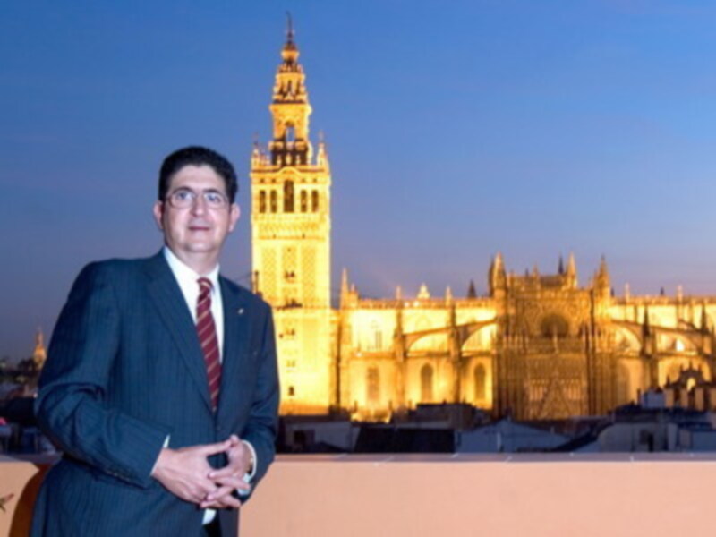 Jose Joaquin Gallardo reelegido decano del Colegio de Abogados de Sevilla por amplia mayoria