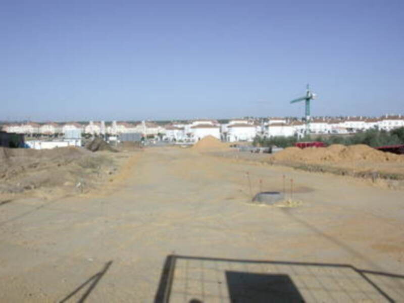 Gines: una nueva calle facilitará la salida desde Parque Real hasta El Majuelo