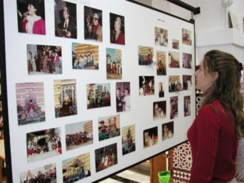 Exposición fotográfica de 25 años de Cabalgata de Reyes Magos en Gines