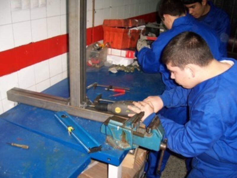 El Proyecto Ribete formará a cuarenta jóvenes de Gines