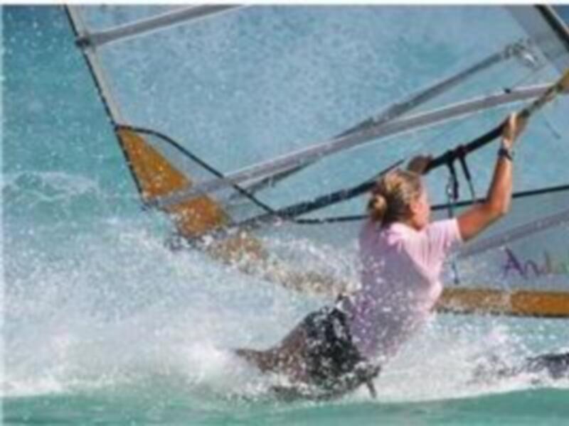 BLANCA MANCHON REAPARECE CON PODIO EN LA SKANDIA SAIL FOR GOLD REGATTA EN AGUAS BRITANICAS
