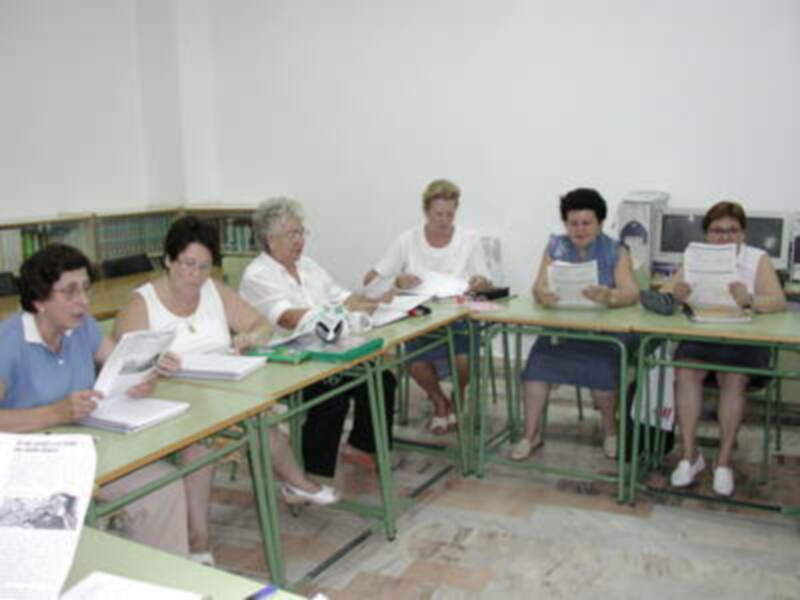 Comienza el curso en el Centro de Adultos de Gines