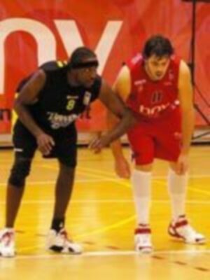 El Tíjola logra su primera victoria en la Adecco LEB Bronce a costa del Salsas Musa