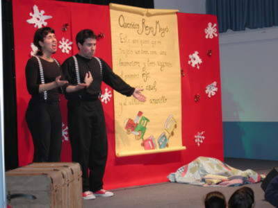 Los pequeños de Gines disfrutaron de Una Navidad de Cuentos