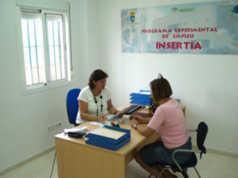 Gines: cerca de 70 desempleados encuentran trabajo gracias al Programa Insertia