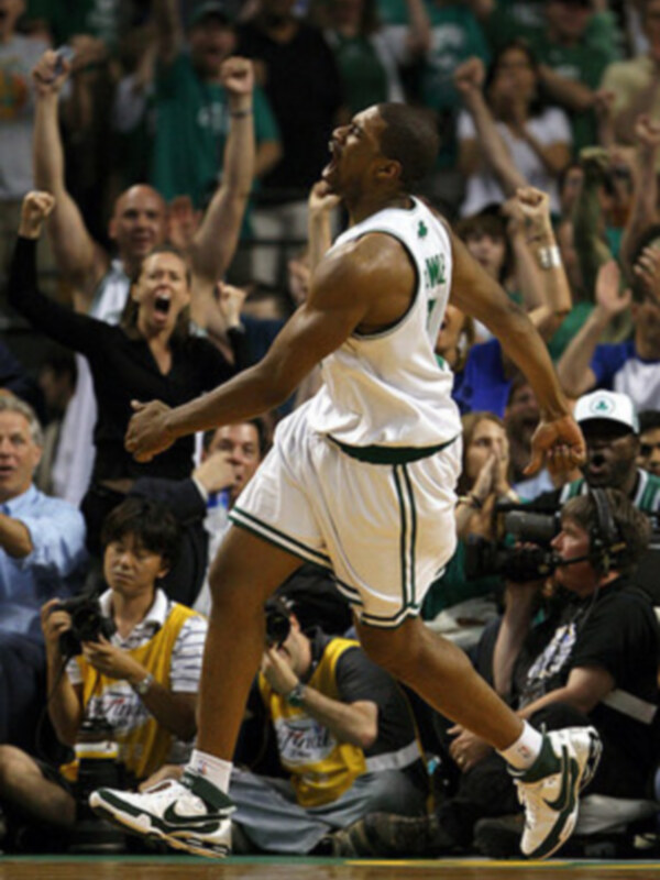 Tan cerca, tan lejos, cronica de la final nba 