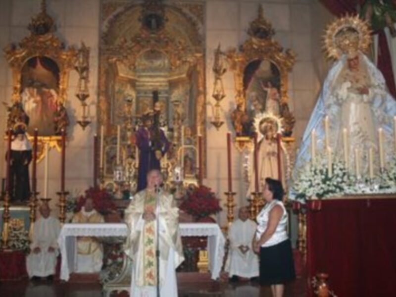 Triunfal celebración de la Natividad de la Stma. Virgen en la Hdad. Sacramental Los Gitanos.