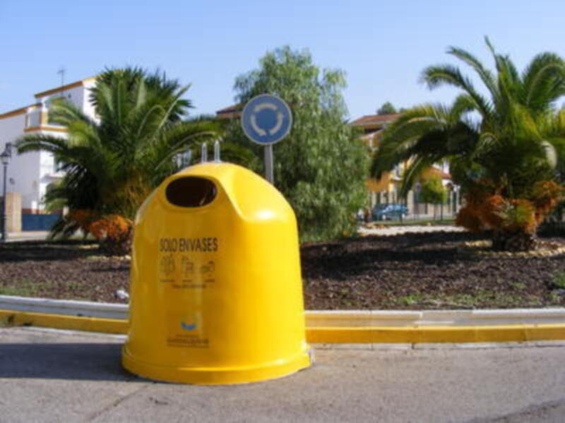 Gines: nuevos contenedores para la recogida selectiva de residuos