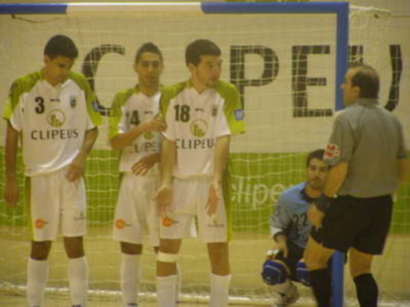 LOS COLEGIADOS MANCHEGOS SACARON DEL PARTIDO AL CLIPEUS