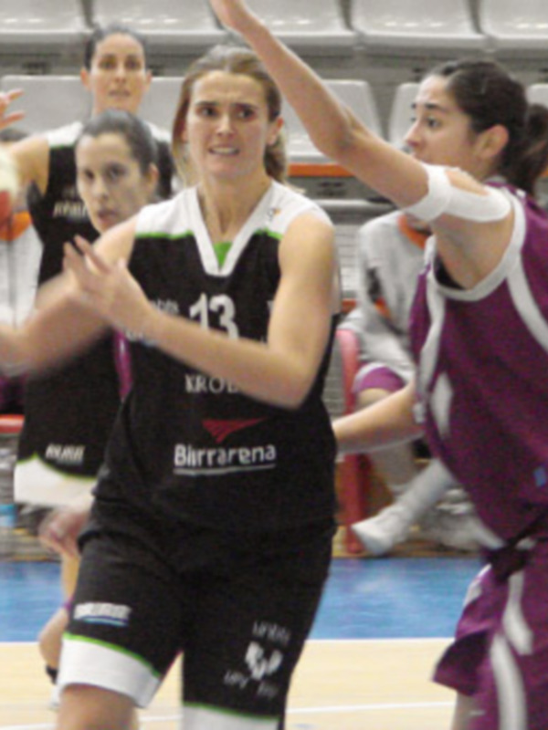 El Obenasa inflige la tercera derrota consecutiva al Uni Cajacanarias, mientras el Uni Girona sigue líder del grupo B de la LF2