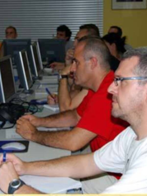 La FEB convoca el Curso de Entrenador Superior 2009