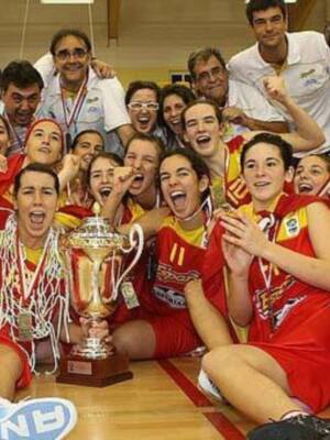 Un 2008 de ensueño: La medalla de oro de la U16 femenina- 17 de Agosto