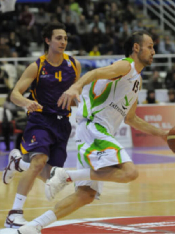 Lucentum salta hacia el ascenso en la Adecco LEB Oro