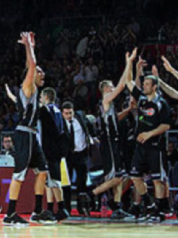 Baloncesto ACB, Jornada 24: La liga echa chispas
