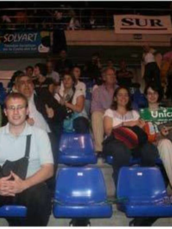 Los alumnos del Máster presencian la victoria con la que Unicaja cierra la Liga Regular de la ACB
