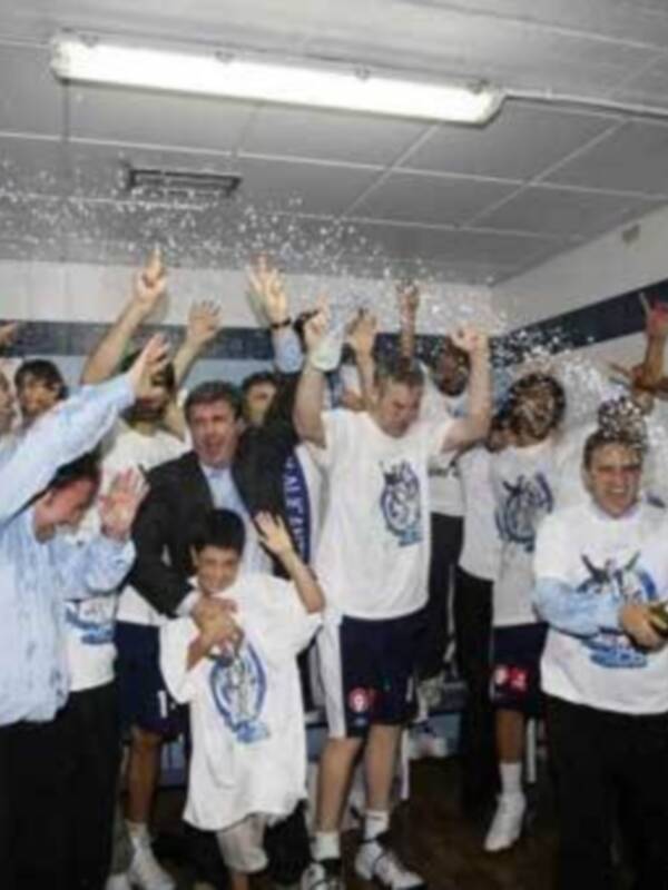 Lucentum Alicante consigue el ascenso en una inolvidable final