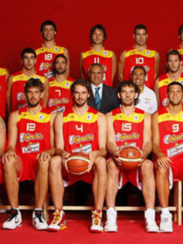 Campaña FEB: "Sevilla siempre llena con España"
