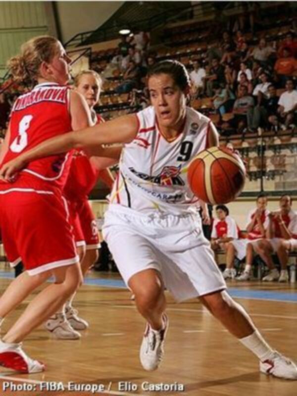 Una Campeona de Europa es el primer fichaje: PATRICIA ARGÜELLO CUENCA