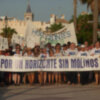 Más de dos mil personas manifiestan su repulsa  a la energía eólica en las costas de Chipiona