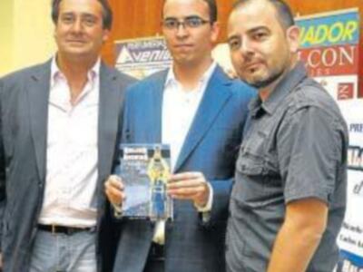 Hoy sale a la venta el libro de Carlos Andres LLamas "Halcón Avenida. El viaje más largo"