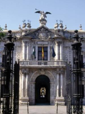 El Claustro de la Universidad de Sevilla aprueba por unanimidad una Declaración sobre la Memoria Histórica