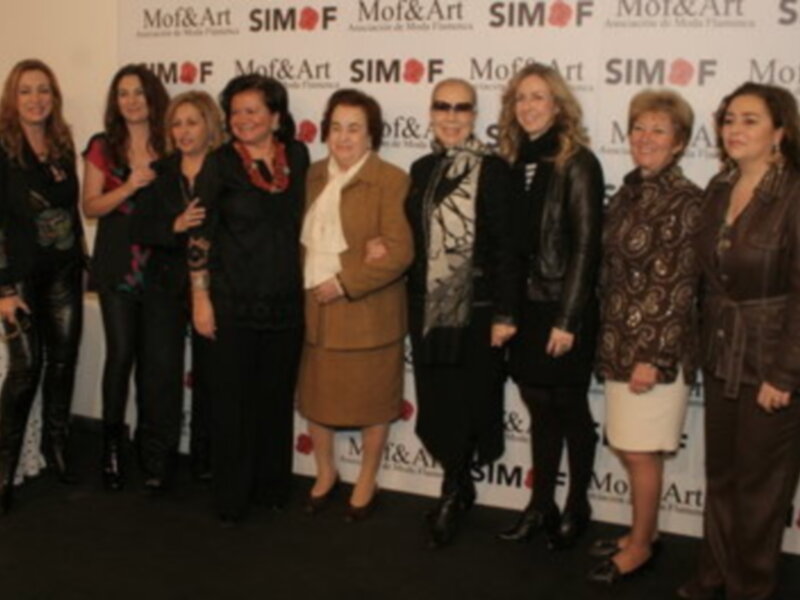 La Asociación Mof&ART rindió homenaje a Lina, 50 años de dedicación y amor a la costura flamenca