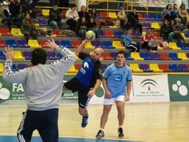 Balonmano: La selección sevillana masculina se proclama subcampeona del II Torneo Andaluz de Veteranos
