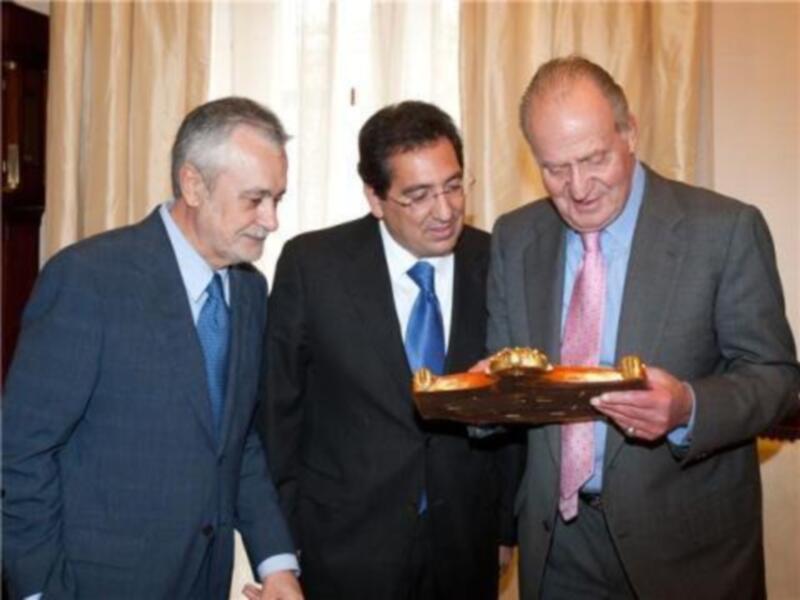 Su Majestad el Rey Don Juan Carlos I visita la sede de Cajasol en su 175 aniversario