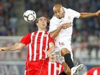 Sevilla gana la Copa del Rey al vencer en Barcelona 2-0 al Atletico de Madrid en la final .